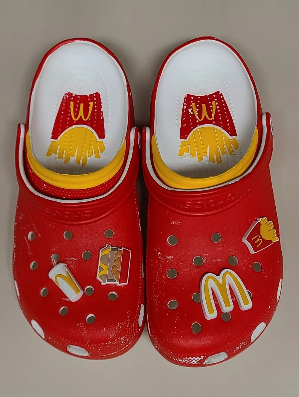 CROCS mc donald